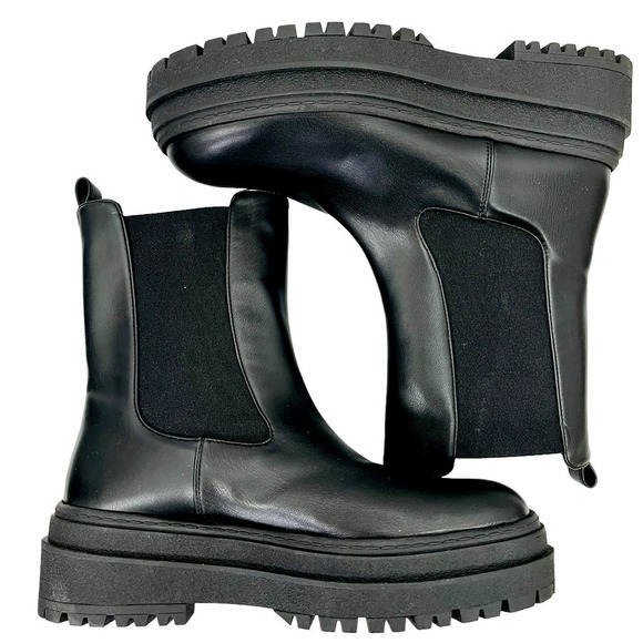 Good American NEW Faux Leather Pull-On Platform Lug-Sole Chelsea Boots Black 9 - Picture 4 of 15